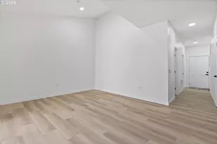 8115 NE Wilkins St, Hillsboro, OR 97006 - Photo 11