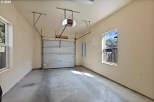 8115 NE Wilkins St, Hillsboro, OR 97006 - Photo 37