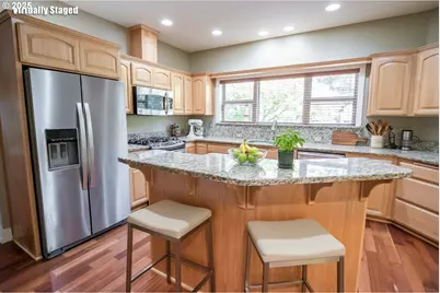 278 Rockridge Ct, Eugene, OR 97405 - Photo 9