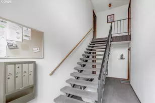 1622 E 9th St, The Dalles, OR 97058 - Photo 3