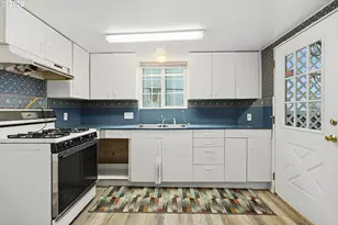 1117 E 9th St, The Dalles, OR 97058 - Photo 27