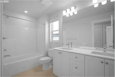 7773 NW Eleanor Ave, Portland, OR 97229 - Photo 11