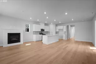 7773 NW Eleanor Ave, Portland, OR 97229 - Photo 5