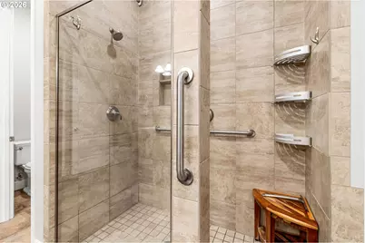 707 N Hayden Island Dr #227, Portland, OR 97217 - Photo 17