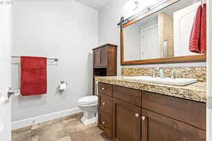 707 N Hayden Island Dr, Portland, OR 97217 - Photo 23