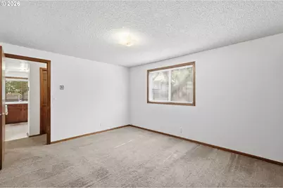 4411 Dillard Rd, Eugene, OR 97405 - Photo 9