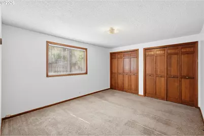 4411 Dillard Rd, Eugene, OR 97405 - Photo 11