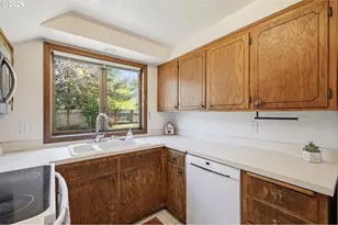 4411 Dillard Rd, Eugene, OR 97405 - Photo 15