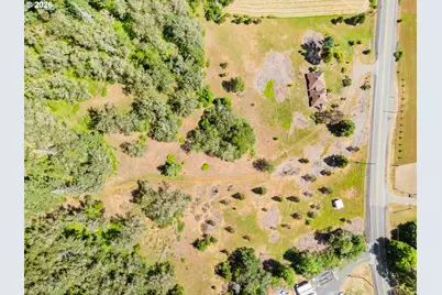 3707 Willis Creek Rd, Winston, OR 97496 - Photo 11