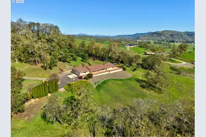 1386 Arcadia Dr, Roseburg, OR 97470 - Photo 47