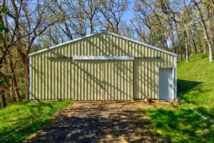 1386 Arcadia Dr, Roseburg, OR 97470 - Photo 39