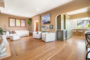 1442 SW Vista Ave, Portland, OR 97201 - Photo 13