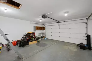 217 SE 90th Ave, Portland, OR 97216 - Photo 23