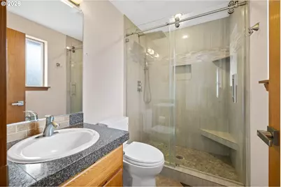 217 SE 90th Ave, Portland, OR 97216 - Photo 15