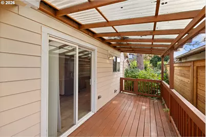 217 SE 90th Ave, Portland, OR 97216 - Photo 27