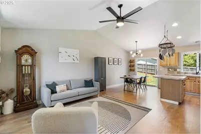652 Sitka Deer Ct NW, Salem, OR 97306 - Photo 5