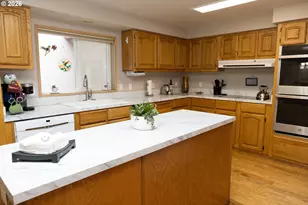 327 Southridge Dr, Florence, OR 97439 - Photo 13