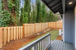 2250 NE 207th Pl, Fairview, OR 97024 - Photo 31