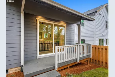 2250 NE 207th Pl, Fairview, OR 97024 - Photo 39