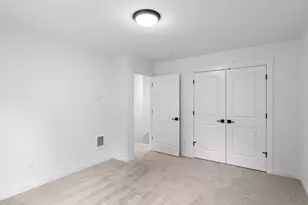 2250 NE 207th Pl, Fairview, OR 97024 - Photo 35