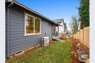 2250 NE 207th Pl, Fairview, OR 97024 - Photo 43