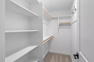 2250 NE 207th Pl, Fairview, OR 97024 - Photo 27