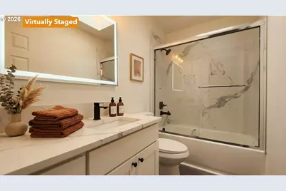 1940 SE 143rd Ave, Portland, OR 97233 - Photo 23