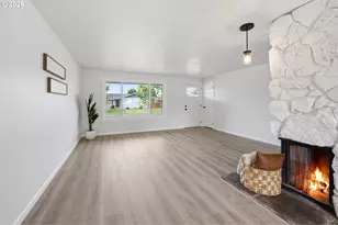 4658 Squire Ct NE, Salem, OR 97301 - Photo 5