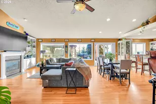 996 Parkway Dr, Salem, OR 97304 - Photo 9