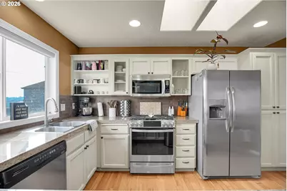 996 Parkway Dr, Salem, OR 97304 - Photo 21