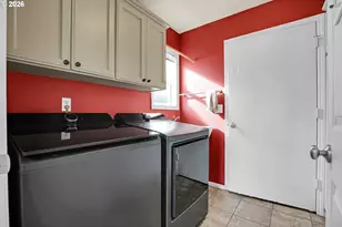 996 Parkway Dr, Salem, OR 97304 - Photo 23