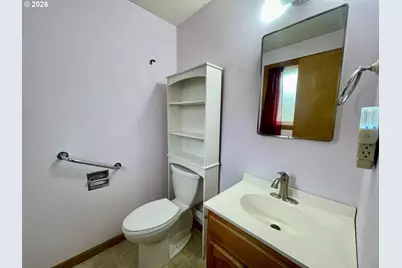 1840 Ocean Blvd, Coos Bay, OR 97420 - Photo 23