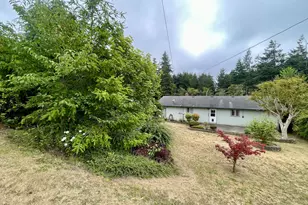 1840 Ocean Blvd, Coos Bay, OR 97420 - Photo 31