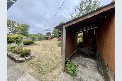 1840 Ocean Blvd, Coos Bay, OR 97420 - Photo 27