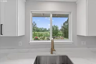 553 Elm St, Jefferson, OR 97352 - Photo 13