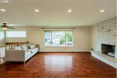 5484 SE Roethe Rd, Milwaukie, OR 97267 - Photo 9