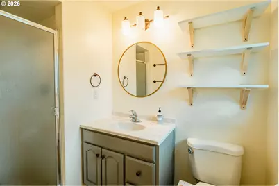 5484 SE Roethe Rd, Milwaukie, OR 97267 - Photo 19