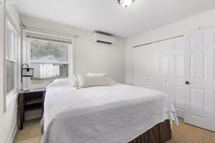 8925 NE Fremont St, Portland, OR 97220 - Photo 11