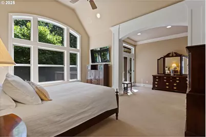 12320 NW Sargent Ln, Portland, OR 97231 - Photo 21