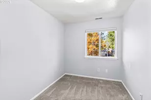 1354 Skipper Ave, Eugene, OR 97404 - Photo 25
