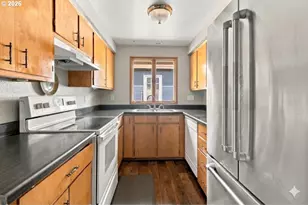 1646 H St, Springfield, OR 97477 - Photo 11