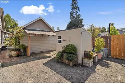 1646 H St, Springfield, OR 97477 - Photo 41