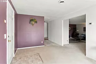 1646 H St, Springfield, OR 97477 - Photo 7