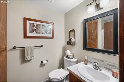 3041 H St, Washougal, WA 98671 - Photo 17