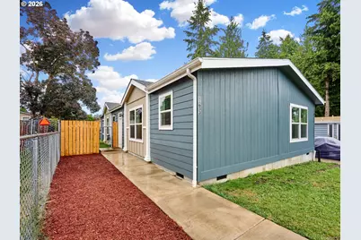 11633 Warbler Ln, Aurora, OR 97002 - Photo 1