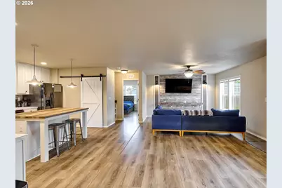 11633 Warbler Ln, Aurora, OR 97002 - Photo 17