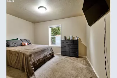 11633 Warbler Ln, Aurora, OR 97002 - Photo 35