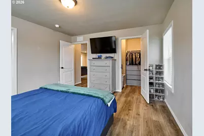 11633 Warbler Ln, Aurora, OR 97002 - Photo 19