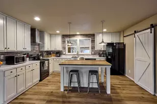 11633 Warbler Ln, Aurora, OR 97002 - Photo 13
