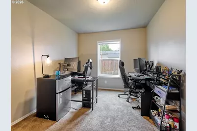 11633 Warbler Ln, Aurora, OR 97002 - Photo 31
